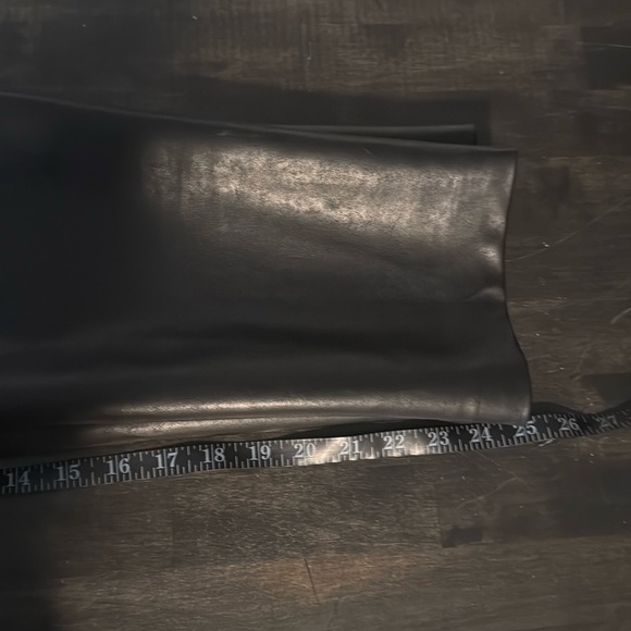 Aritzia Wilfred Black Vegan Leather Straight Leg Pant Size 4 - Picture 8 of 8